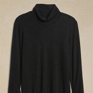 Banana Republic- Soft Luxe Turtleneck Shirt
